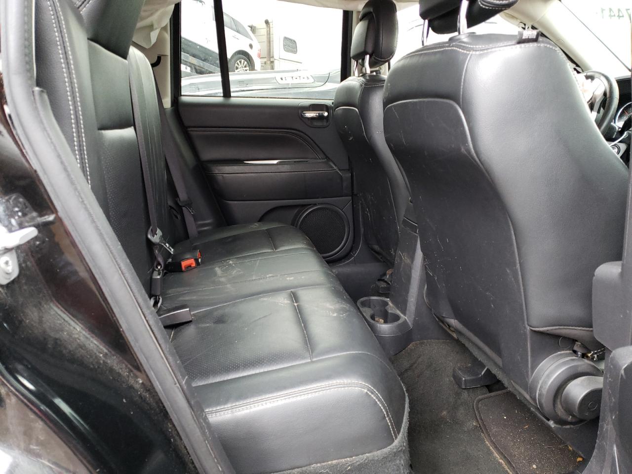 Photo 6 from auction – 2017 JEEP COMPASS LA with VIN 1C4NJDEB1HD170196