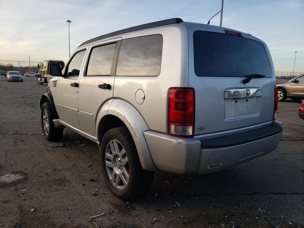 Photo 3 from auction – 2007 DODGE NITRO R/T with VIN 1D8GU586X7W650200