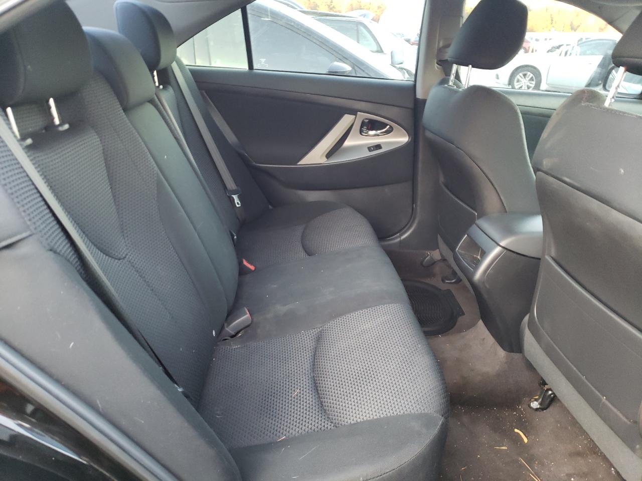 Photo 6 from auction – 2011 TOYOTA CAMRY BASE with VIN 4T1BF3EKXBU181540