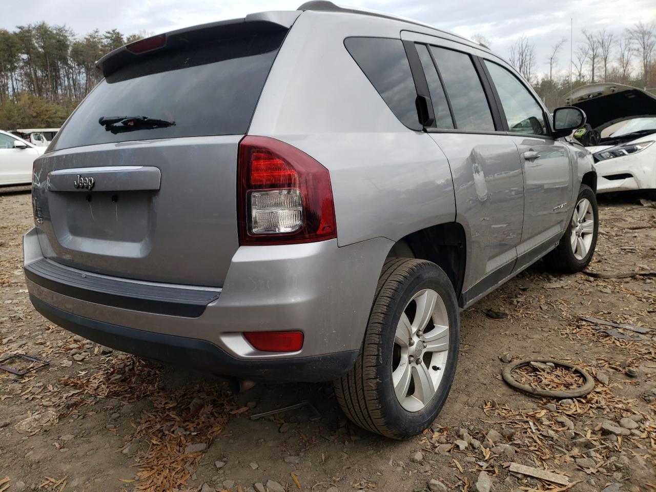 Photo 4 from auction – 2015 JEEP COMPASS SP with VIN 1C4NJDBB8FD188406