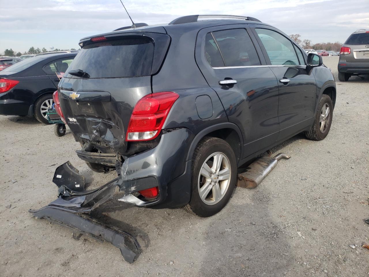 Photo 4 from auction – 2017 CHEVROLET TRAX 1LT with VIN KL7CJPSB0HB205011