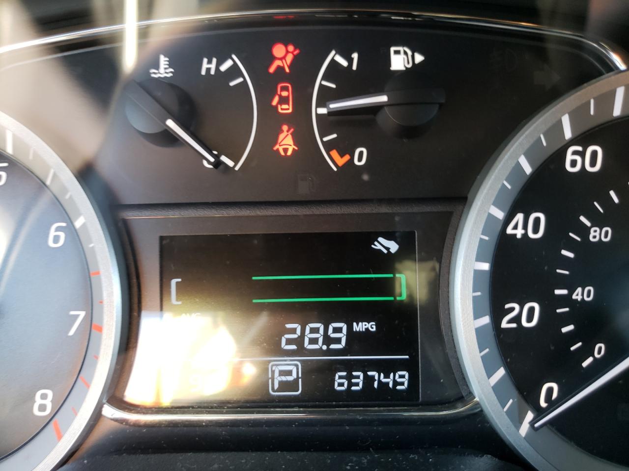 Photo 8 from auction – 2014 NISSAN SENTRA S with VIN 3N1AB7AP8EY339592