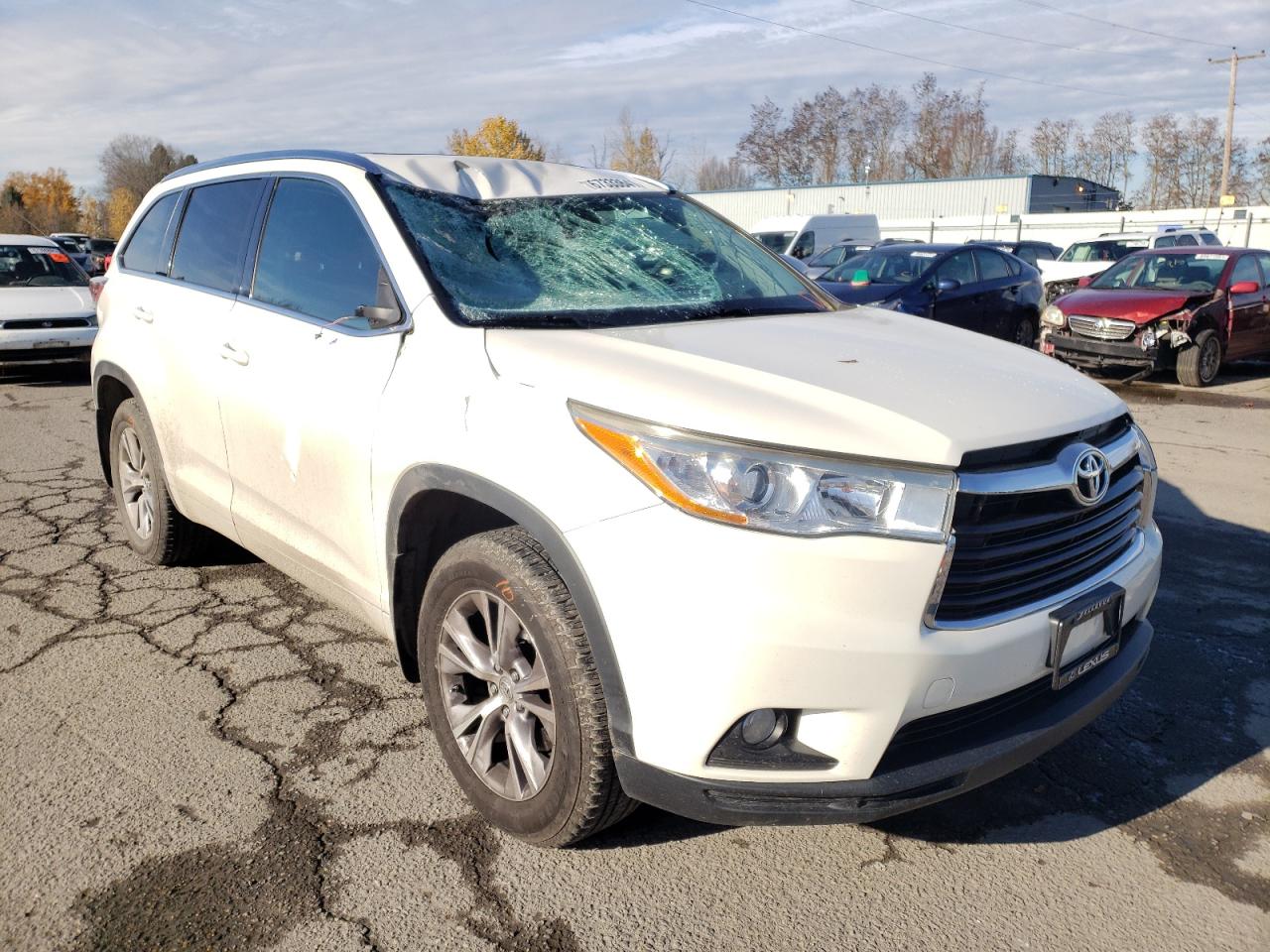 TOYOTA HIGHLANDER 2014 with VIN 5TDJKRFH2ES037331 - Photo from auction