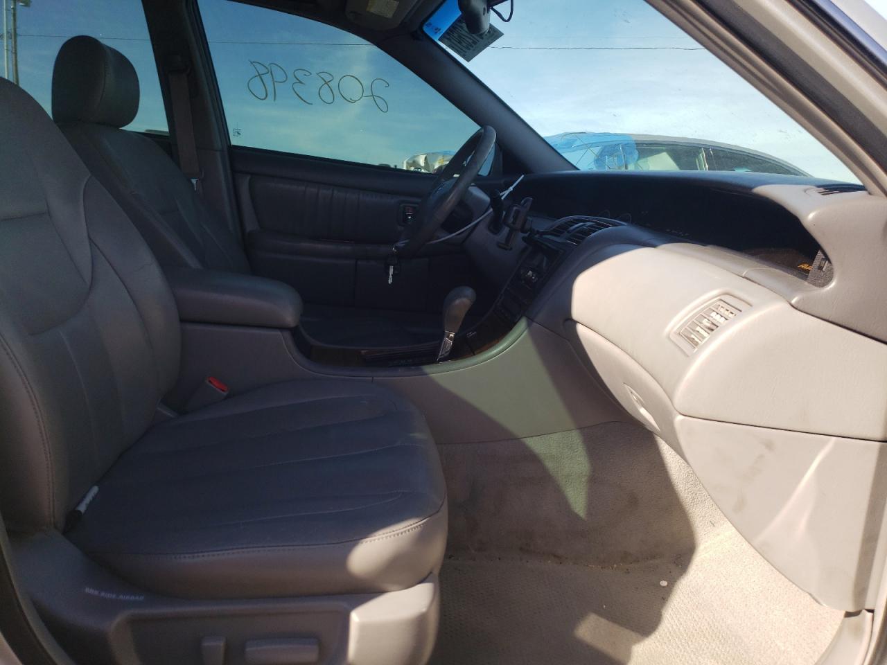 Photo 5 from auction – 2002 TOYOTA AVALON XL with VIN 4T1BF28B22U211247
