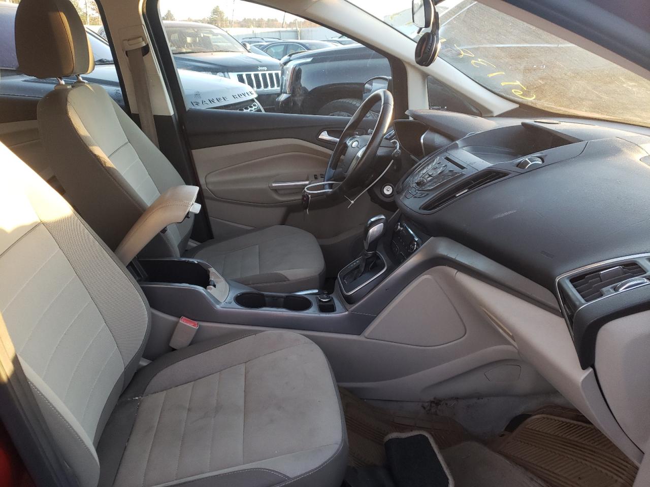 Photo 5 from auction – 2013 FORD C-MAX SE with VIN 1FADP5AU1DL517815