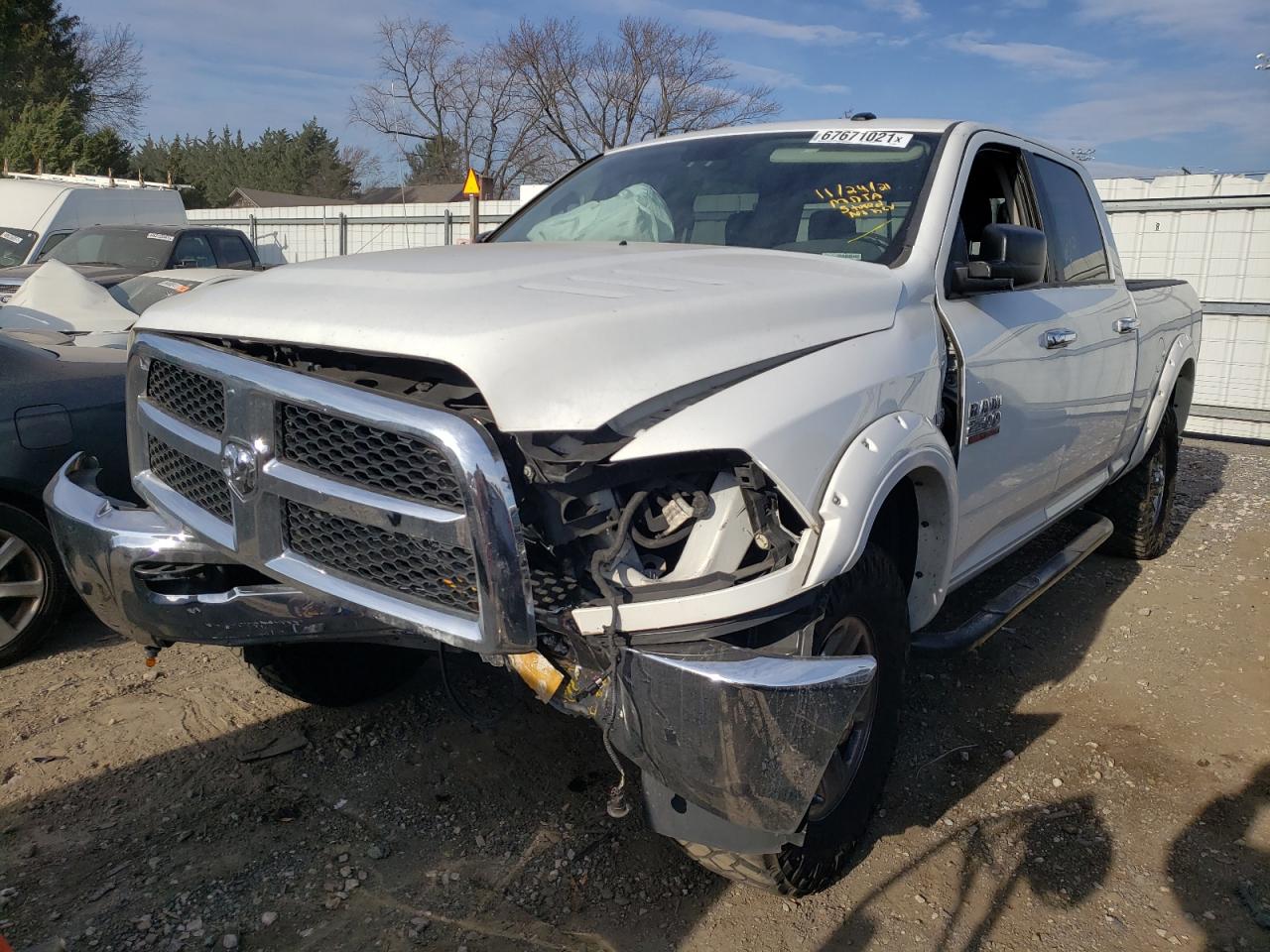 Photo 2 from auction – 2015 RAM 2500 SLT with VIN 3C6TR5DT3FG520306