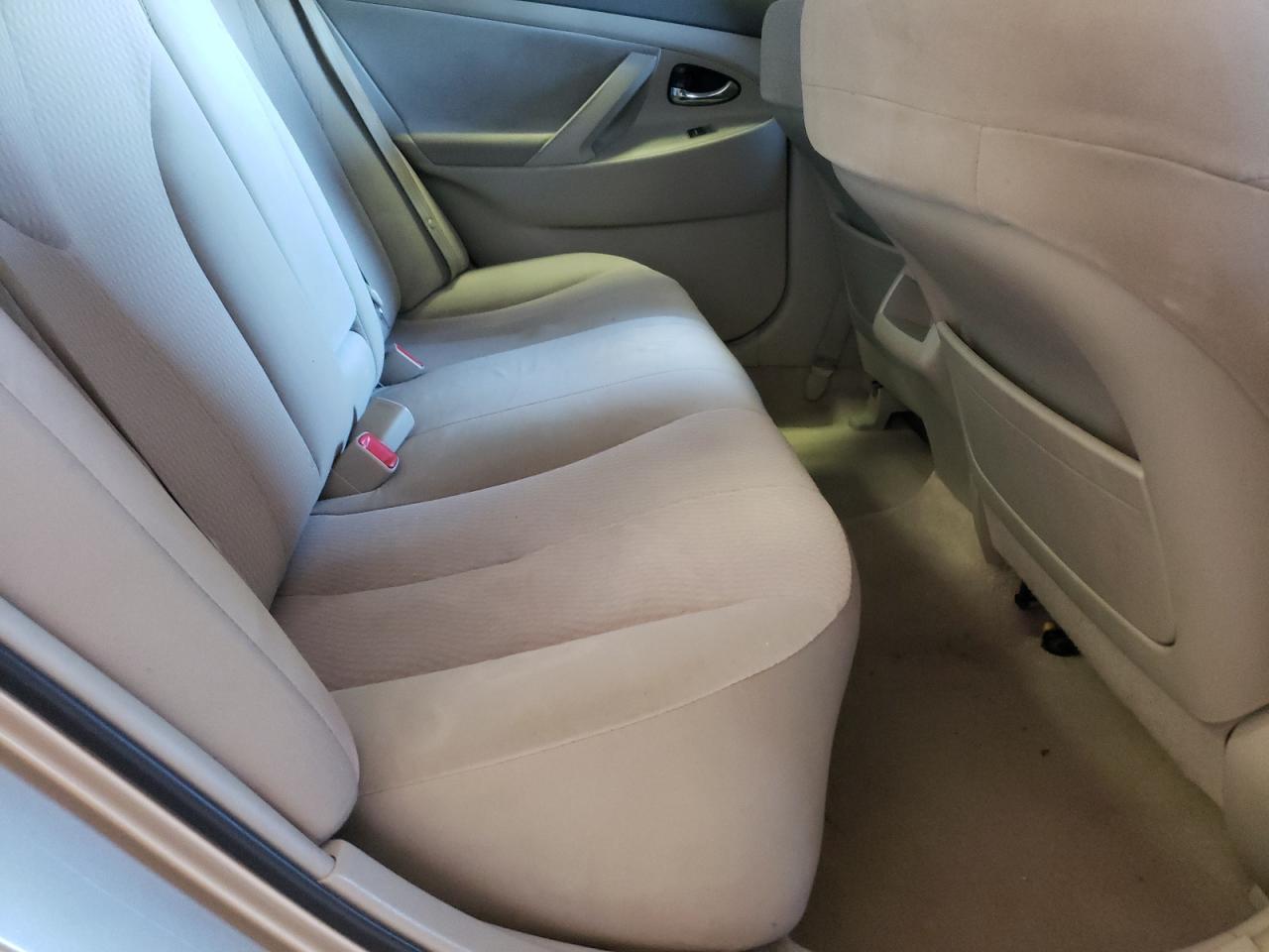 Photo 6 from auction – 2010 TOYOTA CAMRY BASE with VIN 4T1BF3EK3AU096408