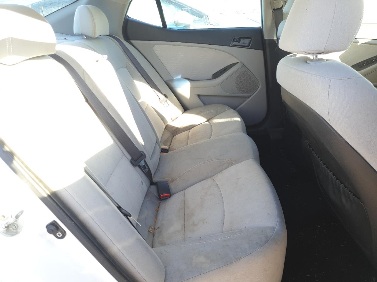 Photo 6 from auction – 2012 KIA OPTIMA LX with VIN KNAGM4A7XC5281718