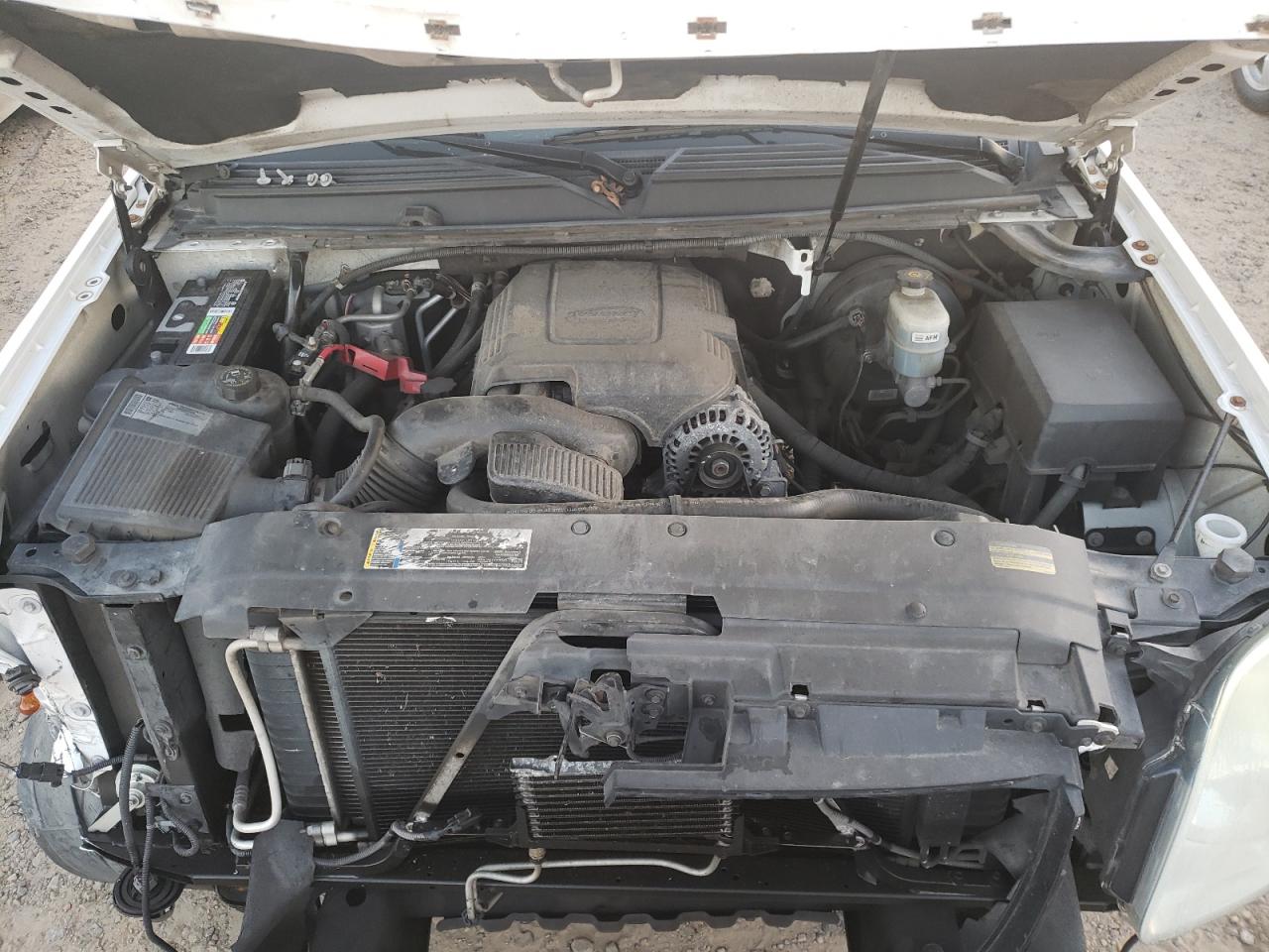 Photo 7 from auction – 2010 GMC YUKON DENA with VIN 1GKUKEEF1AR100647