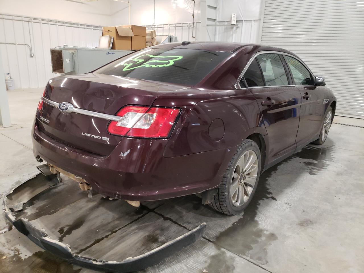 Photo 4 from auction – 2011 FORD TAURUS LIM with VIN 1FAHP2JW0BG128381