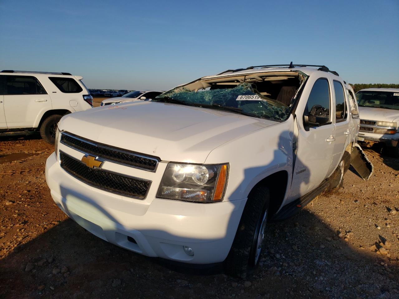 Photo 2 from auction – 2013 CHEVROLET TAHOE C150 with VIN 1GNSCBE02DR157686