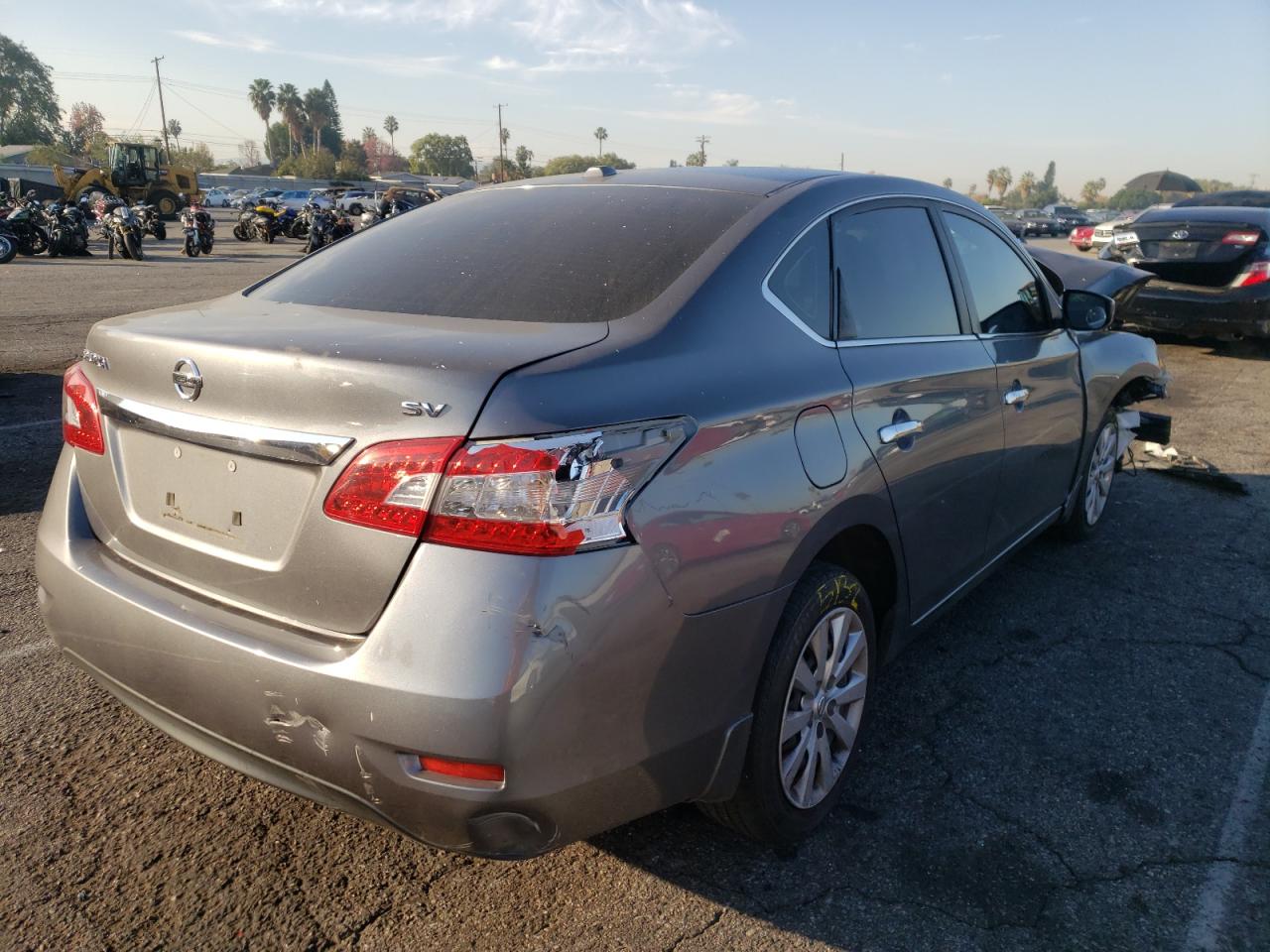 Photo 4 from auction – 2015 NISSAN SENTRA S with VIN 3N1AB7AP1FY311666