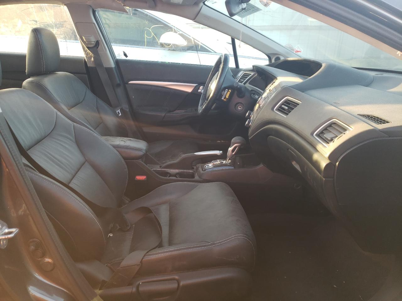 Photo 5 from auction – 2013 HONDA CIVIC with VIN 2HGFB2F97DH542432