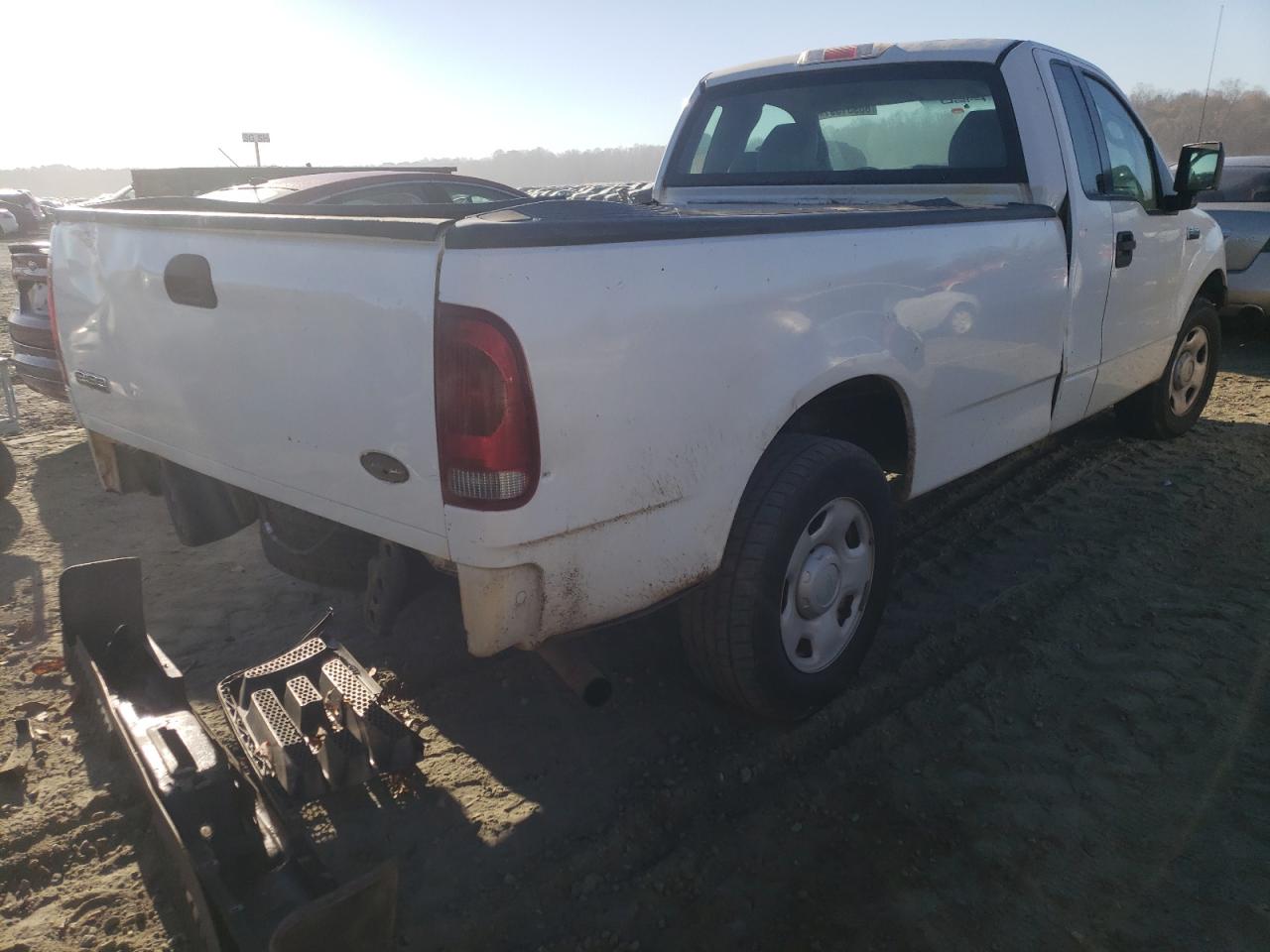 Photo 4 from auction – 2006 FORD F150 with VIN 1FTRF12266NA29251