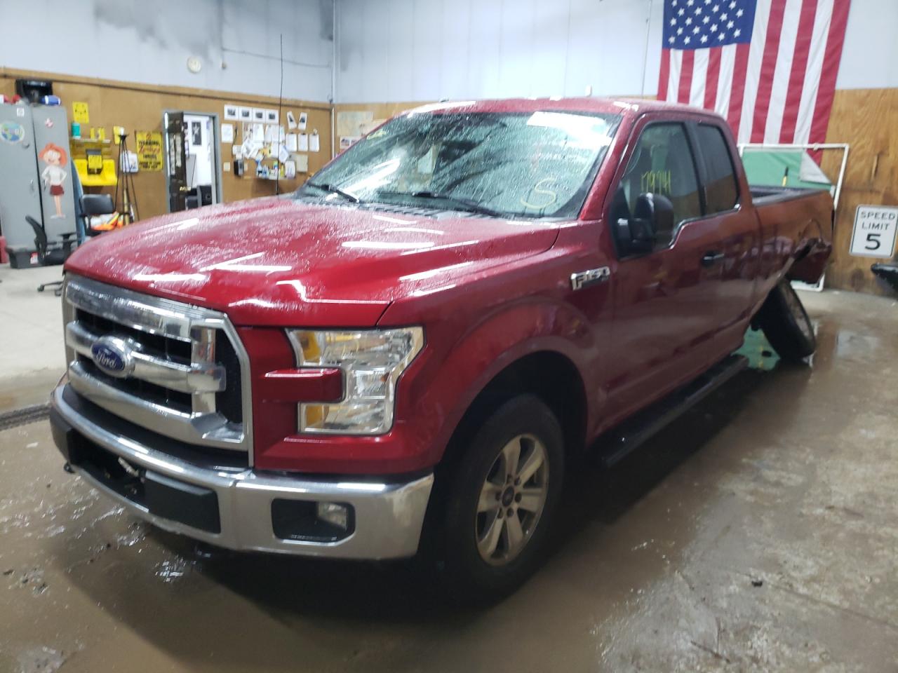 Photo 2 from auction – 2016 FORD F150 SUPER with VIN 1FTEX1EFXGKF73779