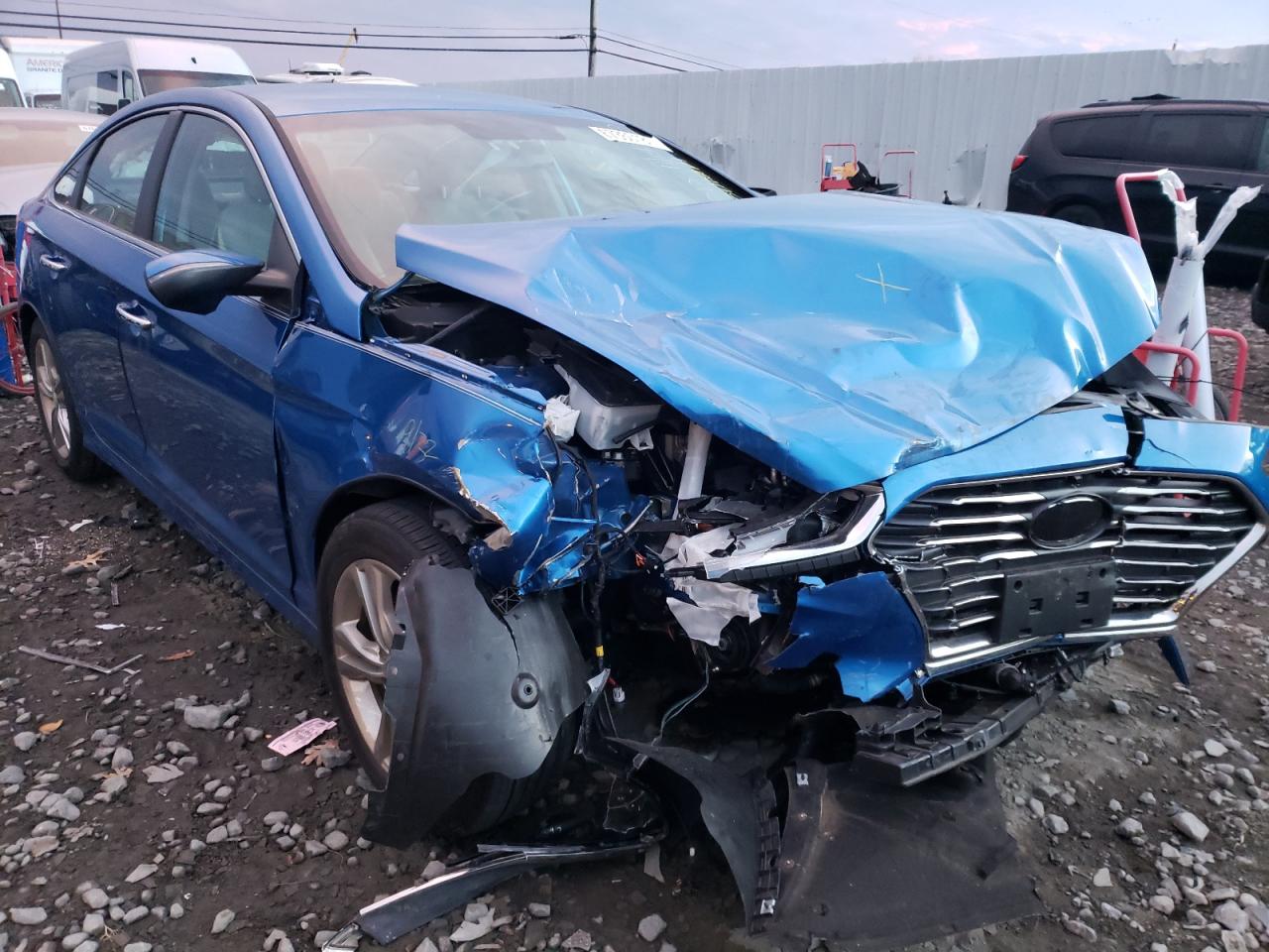 HYUNDAI SONATA SPO 2018 with VIN 5NPE34AF3JH600751 - Photo from auction
