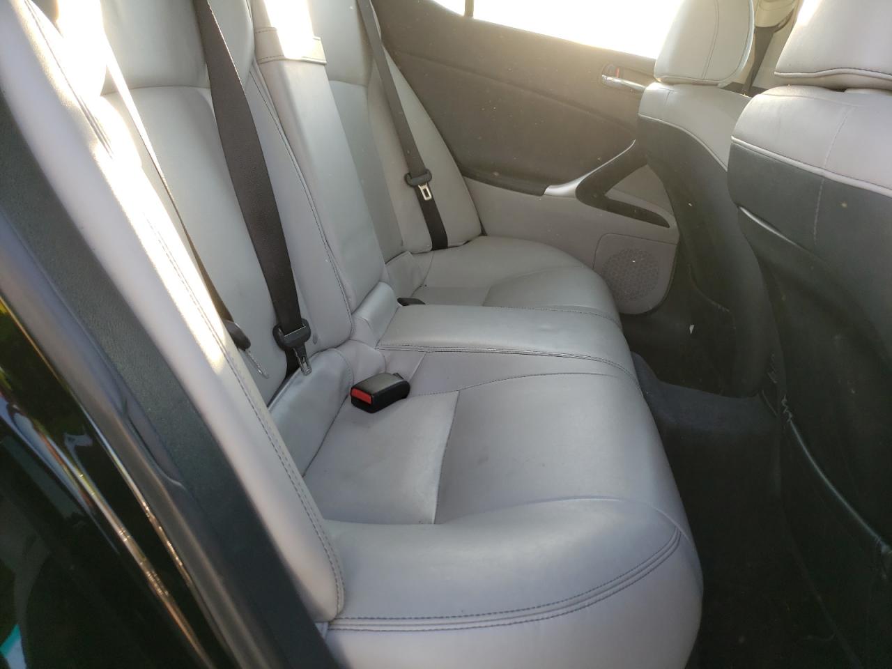 Photo 6 from auction – 2012 LEXUS IS 250 with VIN JTHBF5C25C5165159