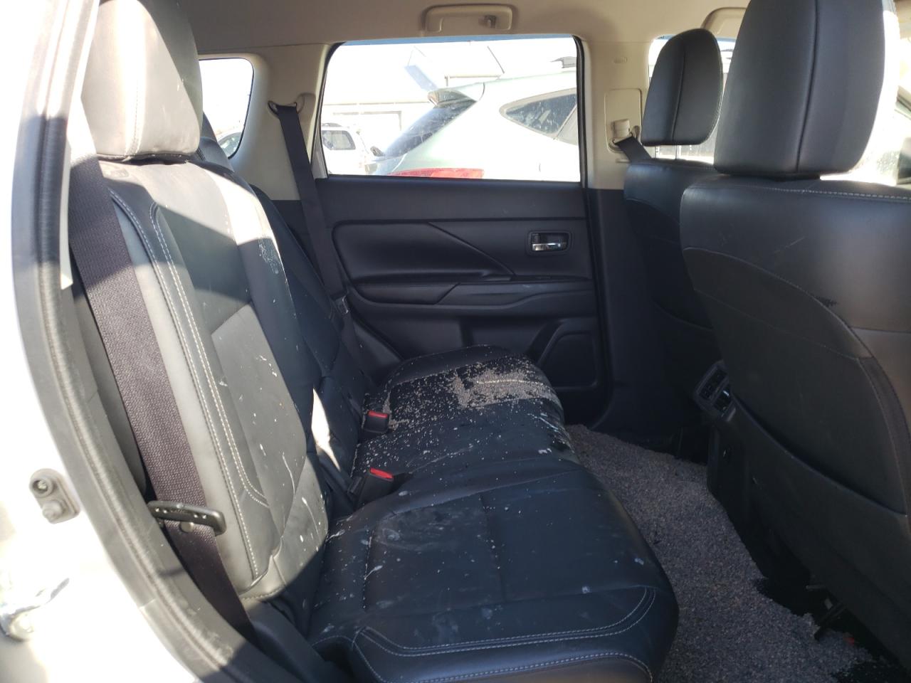Photo 6 from auction – 2019 MITSUBISHI OUTLANDER with VIN JA4AZ3A31KZ036437