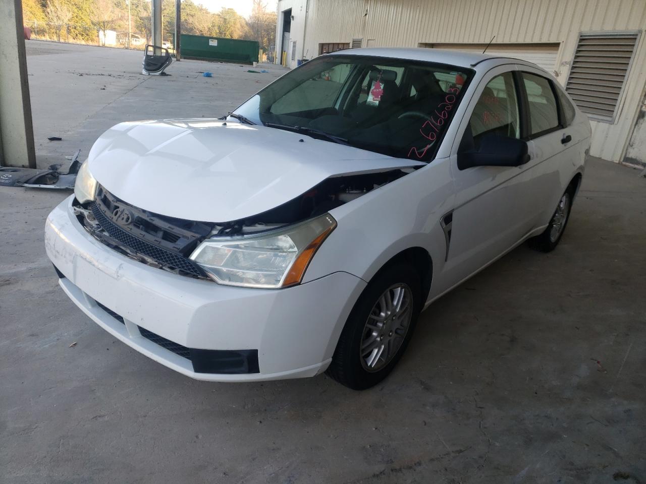 Photo 2 from auction – 2008 FORD FOCUS SE with VIN 1FAHP35N98W116204