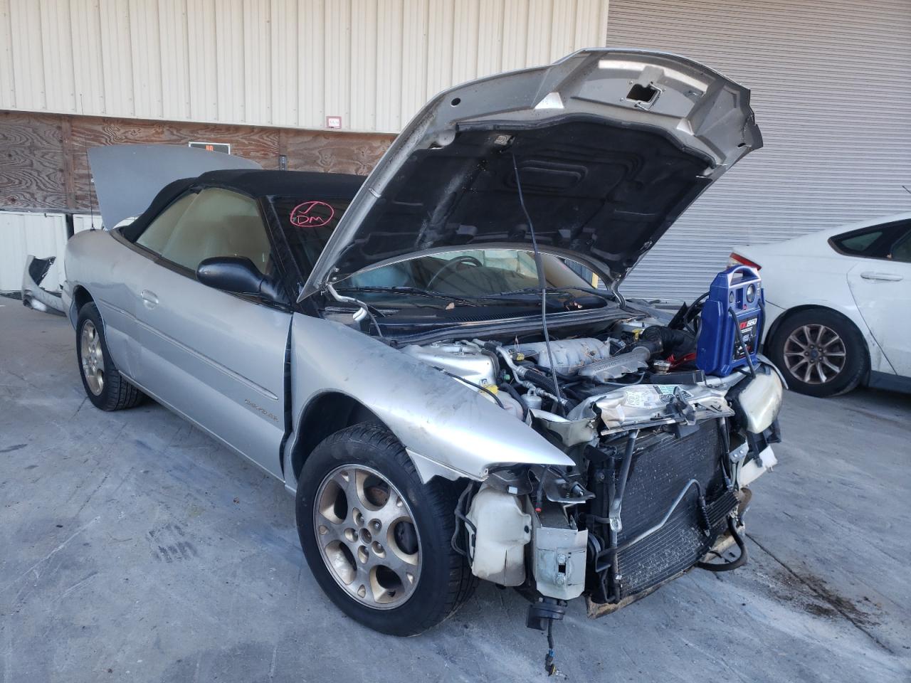 CHRYSLER SEBRING JX 2000 with VIN 3C3EL55H4YT202223 - Photo from auction