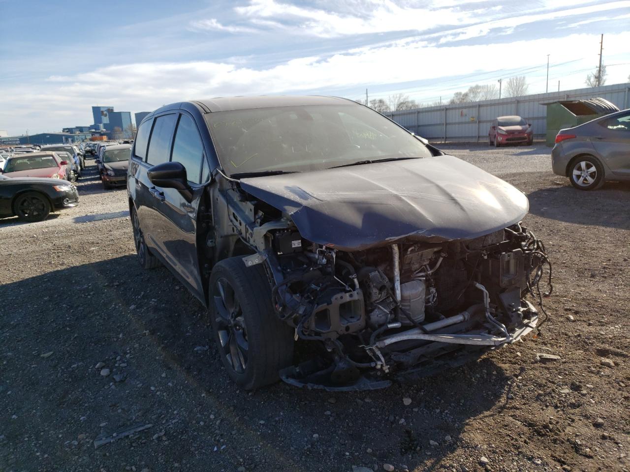 Photo 9 from auction – 2019 CHRYSLER PACIFICA T with VIN 2C4RC1FGXKR573862