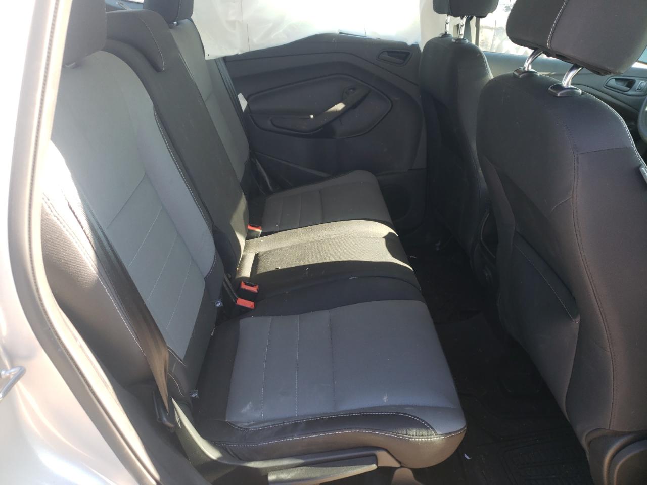 Zdjęcie 6 z aukcji – 2017 FORD ESCAPE S z VIN 1FMCU0F7XHUC33762
