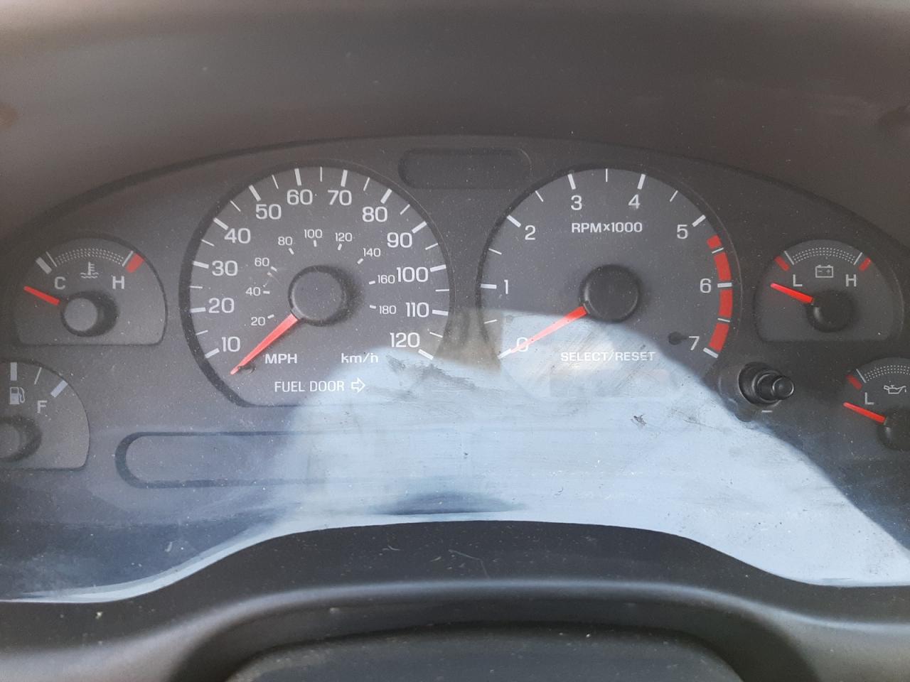Photo 8 from auction – 2000 FORD MUSTANG with VIN 1FAFP444XYF216222