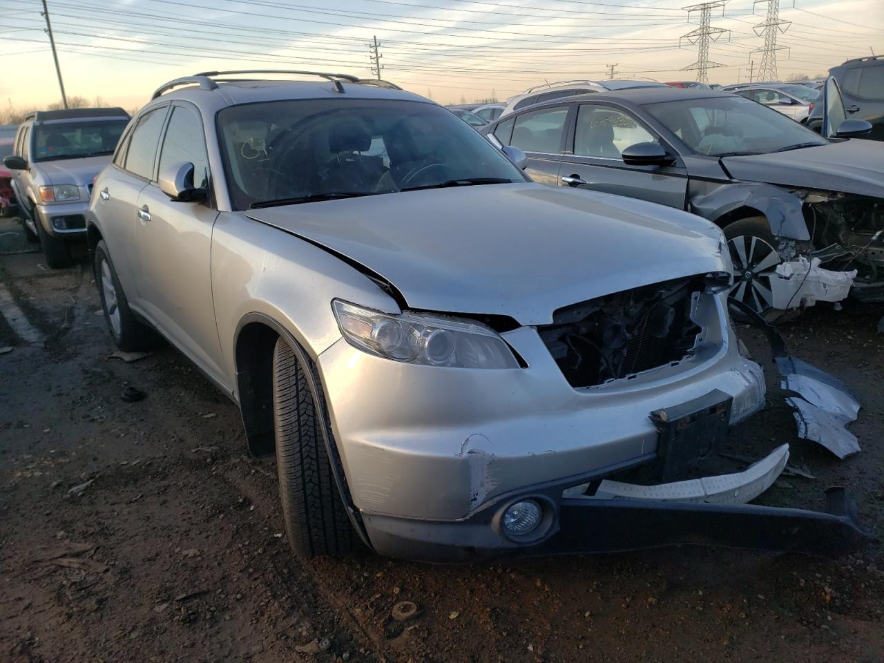 INFINITI FX35 2005 with VIN JNRAS08W35X217760 - Photo from auction