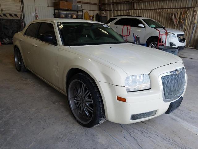 CHRYSLER 300 LX 2008 with VIN 2C3KA43R98H242238 - Photo from auction