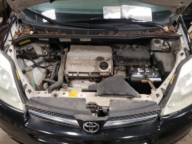 Photo 7 from auction – 2004 TOYOTA SIENNA XLE with VIN 5TDBA22C84S015311