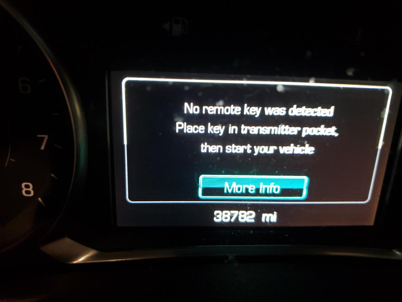 Photo 8 from auction – 2018 CHEVROLET EQUINOX LT with VIN 2GNAXJEVXJ6320873