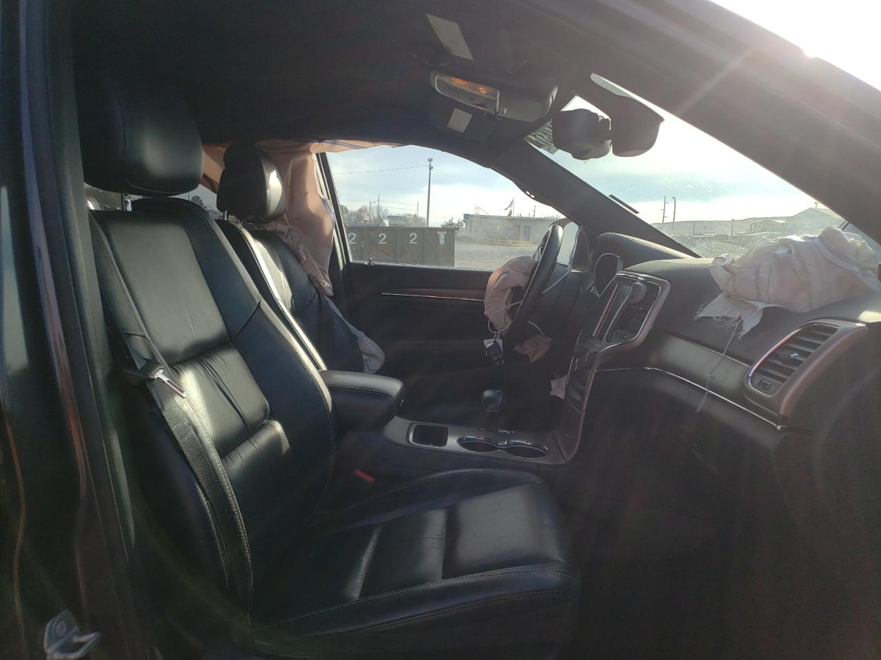 Photo 5 from auction – 2015 JEEP GRAND CHER with VIN 1C4RJEBG8FC944924