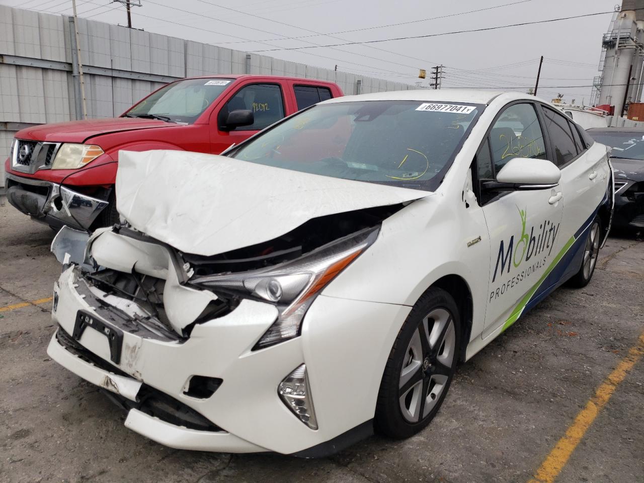Photo 2 from auction – 2017 TOYOTA PRIUS with VIN JTDKARFU6H3037004