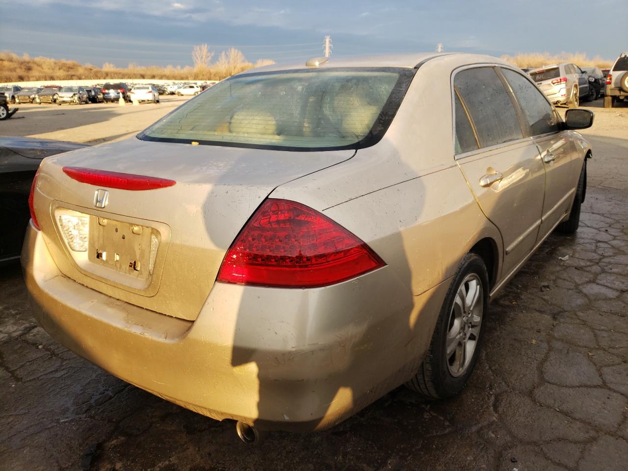 Photo 4 from auction – 2006 HONDA ACCORD with VIN 1HGCM56826A184129
