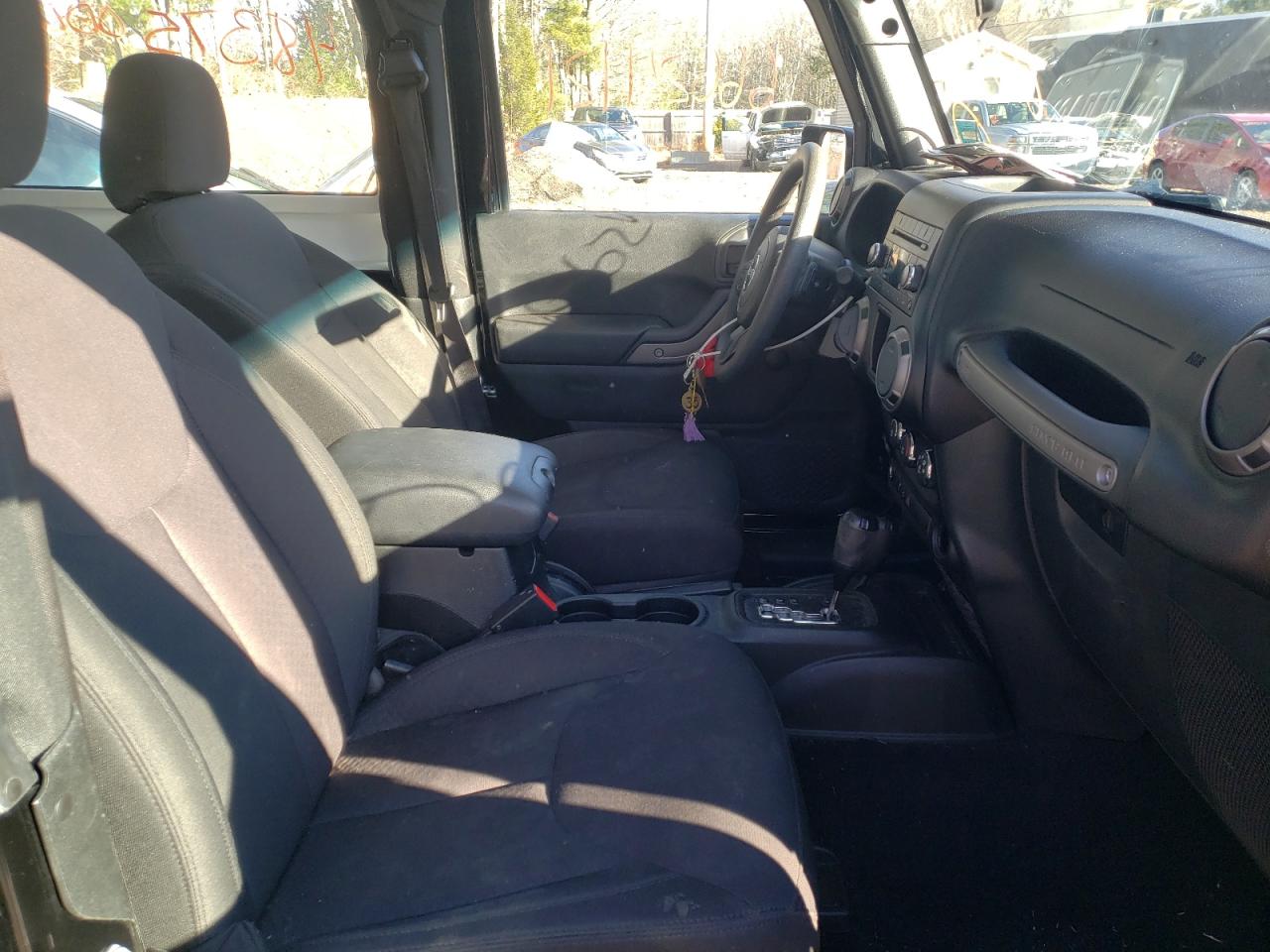 Photo 5 from auction – 2017 JEEP WRANGLER S with VIN 1C4AJWAG7HL689741