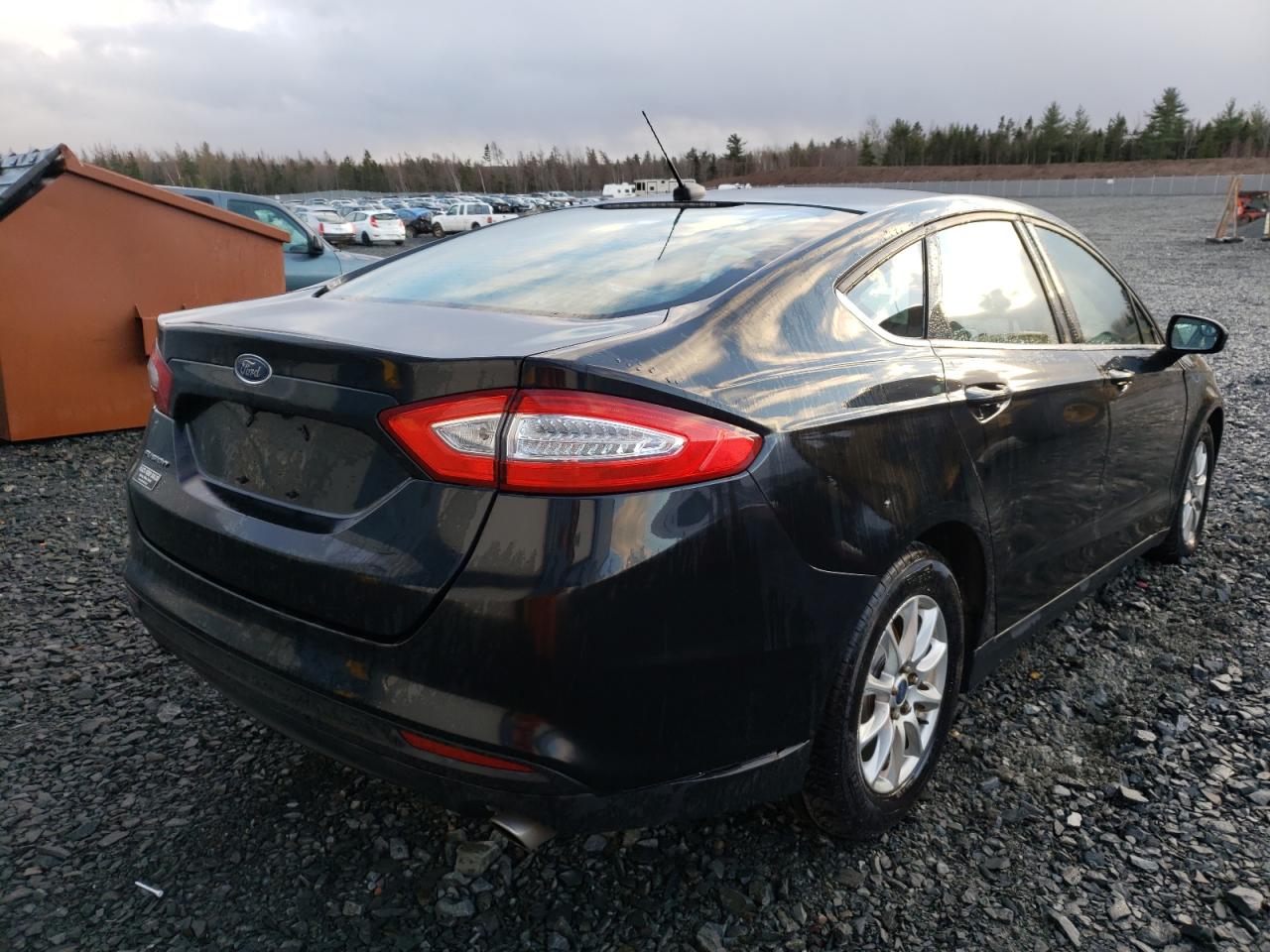 Photo 4 from auction – 2015 FORD FUSION S with VIN 1FA6P0G74F5124802