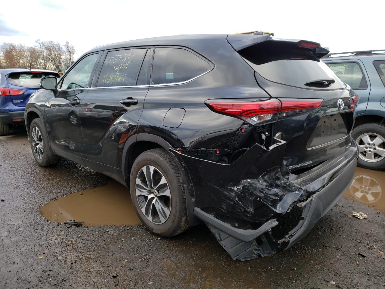 Photo 3 from auction – 2020 TOYOTA HIGHLANDER with VIN 5TDGZRBH5LS515590