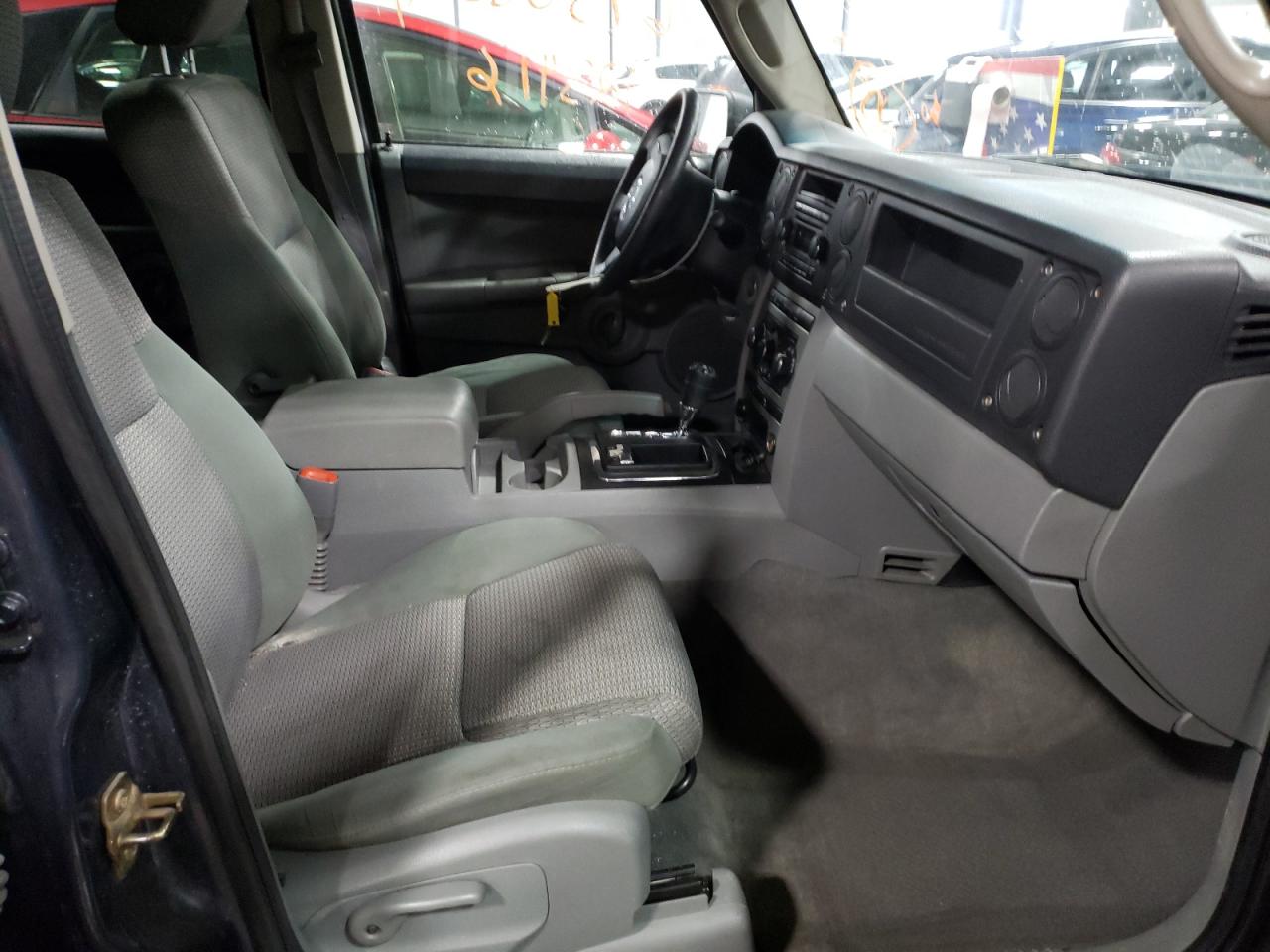 Photo 5 from auction – 2007 JEEP COMMANDER with VIN 1J8HG48P17C591867