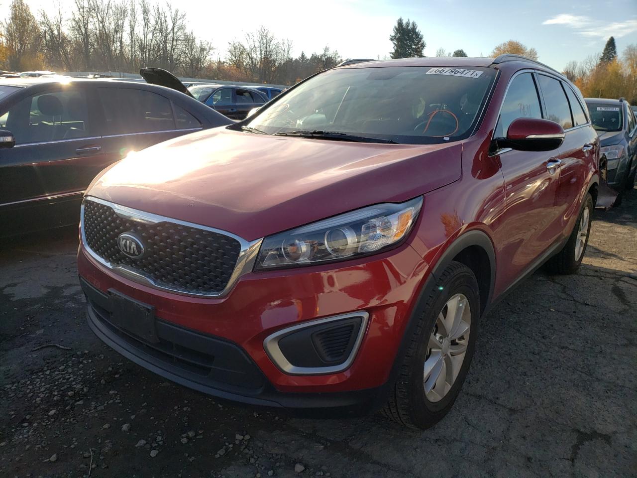 Photo 2 from auction – 2016 KIA SORENTO LX with VIN 5XYPG4A39GG054914