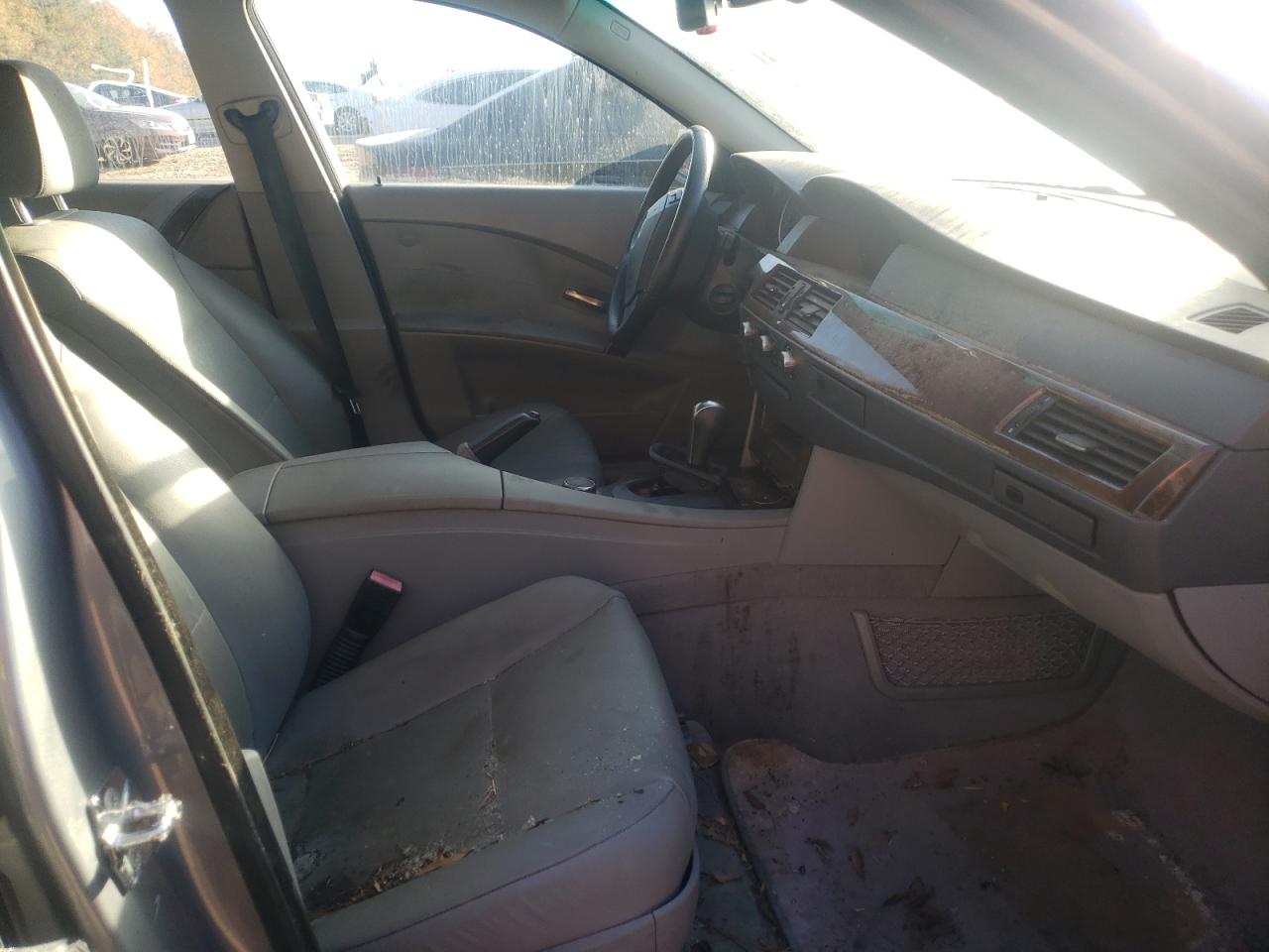 Photo 5 from auction – 2007 BMW 530 XI with VIN WBANF73527CU27304