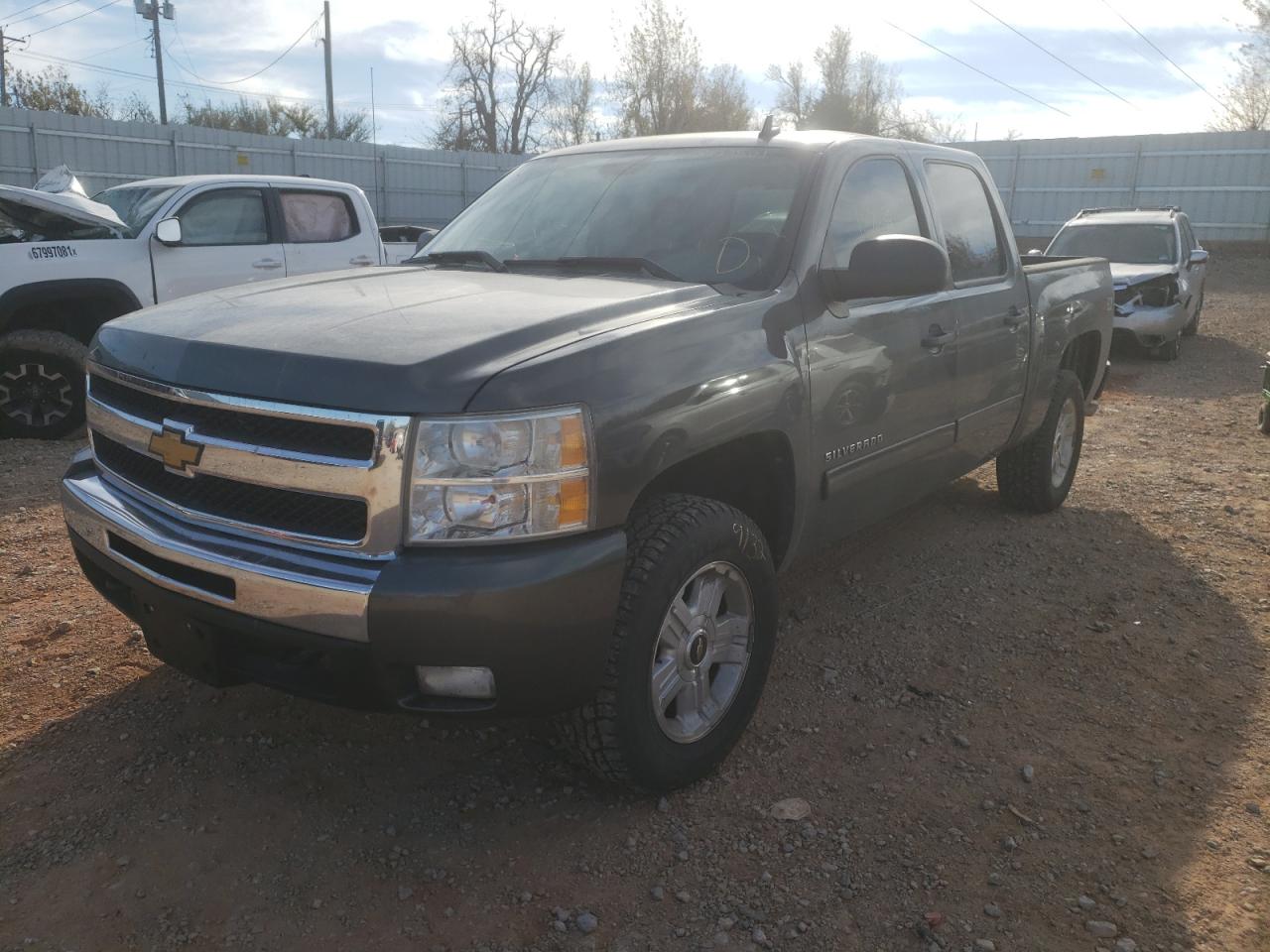 Photo 2 from auction – 2011 CHEVROLET SILVERADO with VIN 1GCPKSE30BF133039
