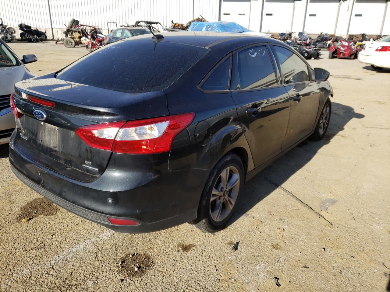 Photo 4 from auction – 2014 FORD FOCUS SE with VIN 1FADP3F2XEL426183