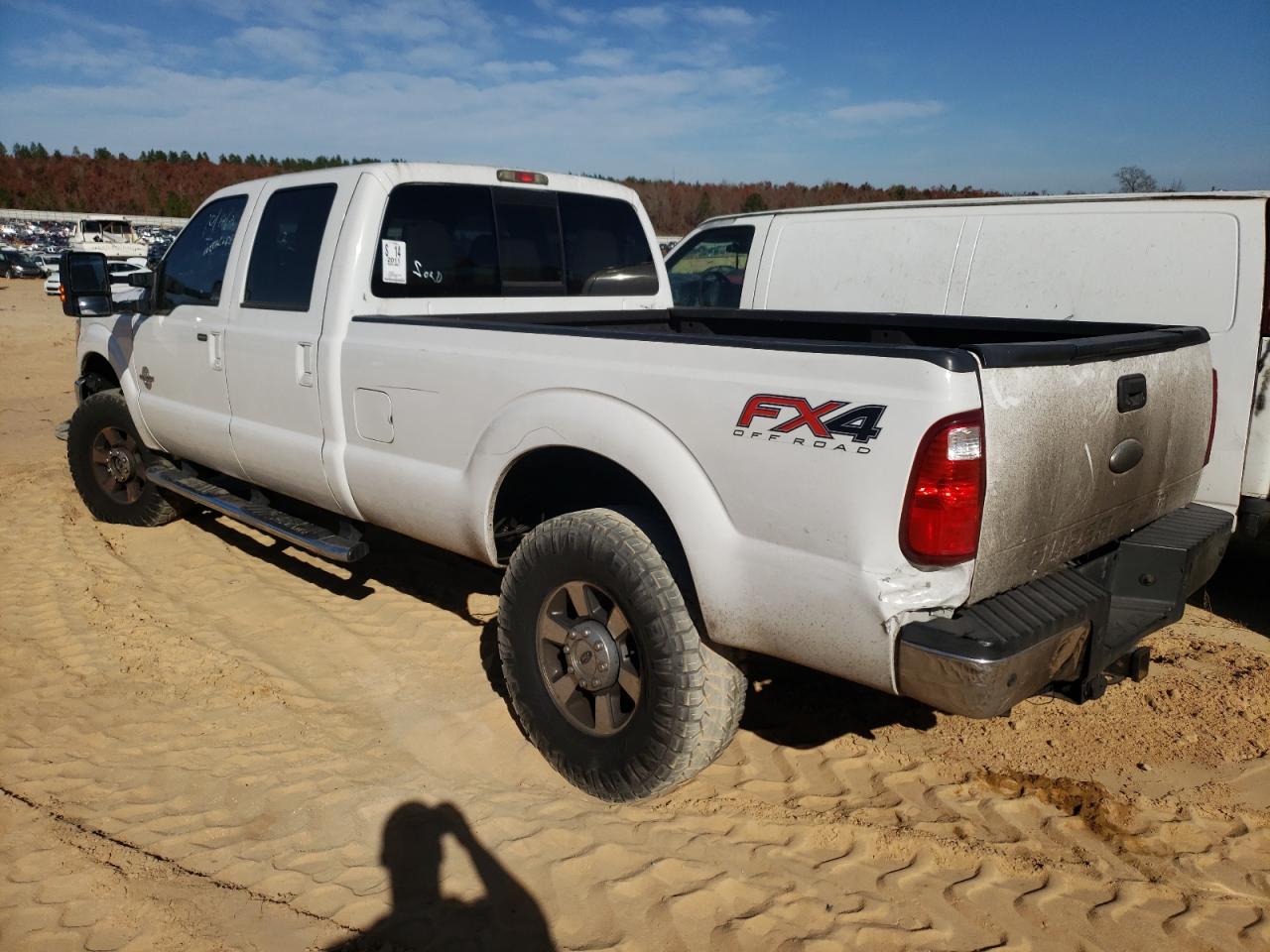Photo 3 from auction – 2011 FORD F350 SUPER with VIN 1FT8W3BT9BEC25551