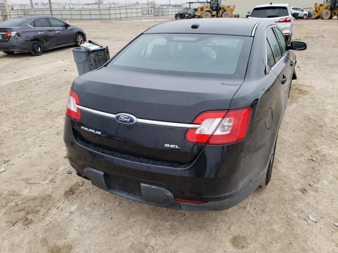 Photo 4 from auction – 2010 FORD TAURUS SEL with VIN 1FAHP2EW6AG139359