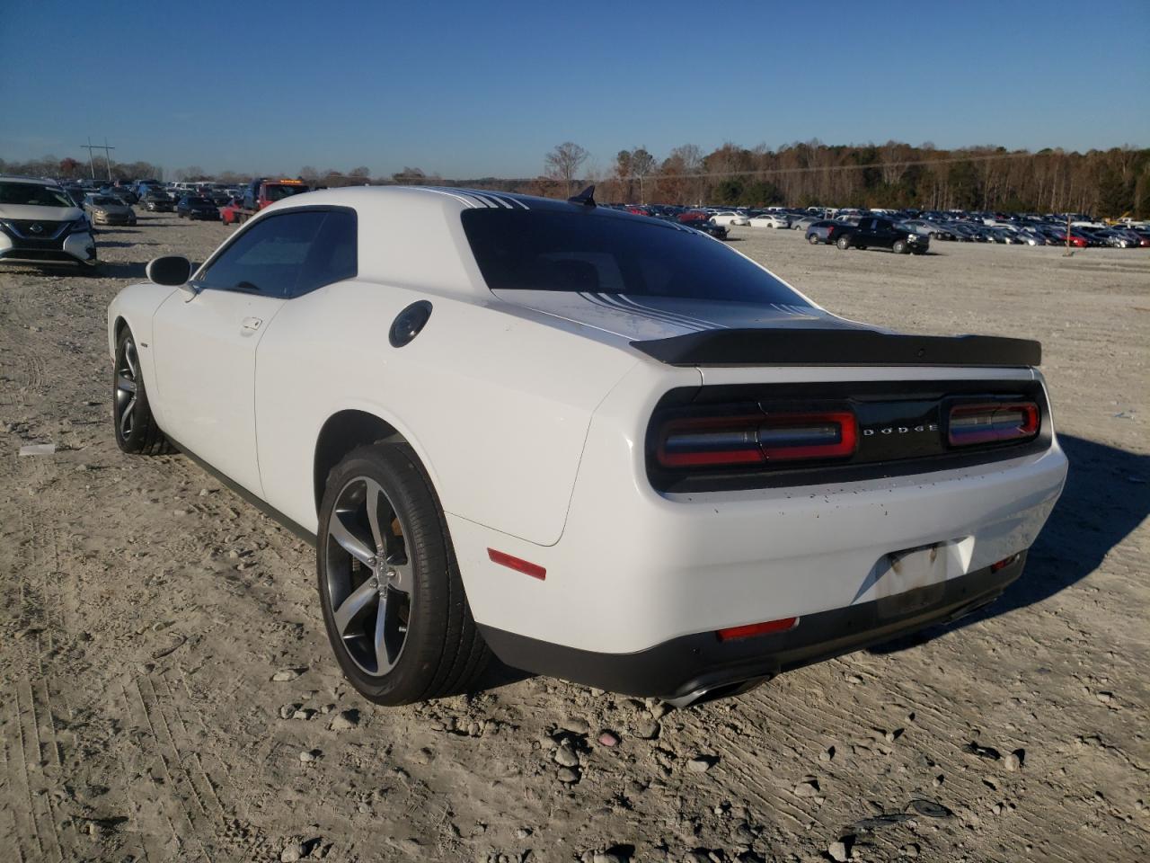 Photo 3 from auction – 2015 DODGE CHALLENGER with VIN 2C3CDZAT7FH804626