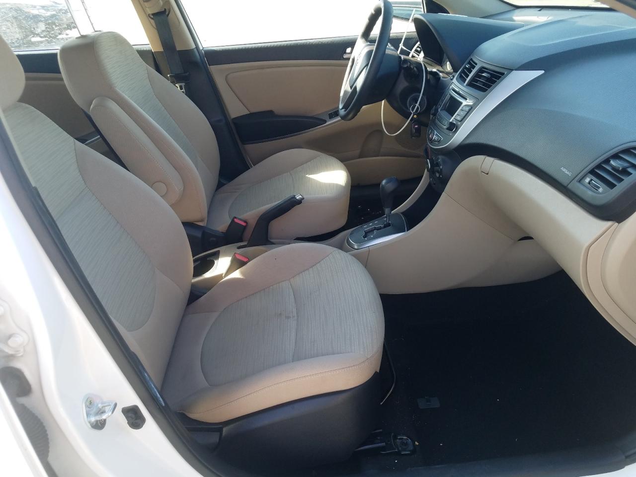 Photo 5 from auction – 2016 HYUNDAI ACCENT SE with VIN KMHCT4AE3GU050685