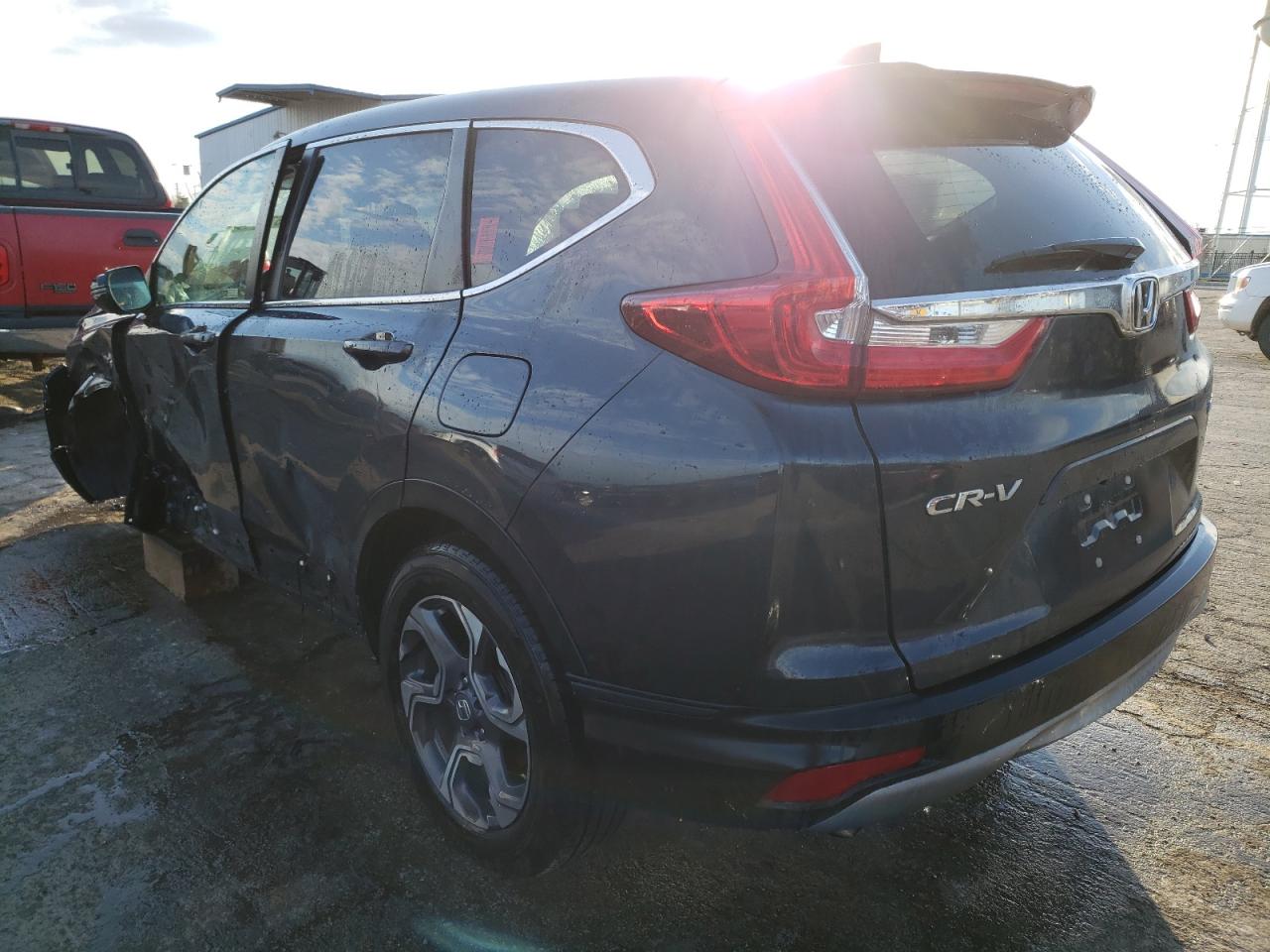 Photo 3 from auction – 2019 HONDA CR-V EXL with VIN 7FARW2H82KE005155