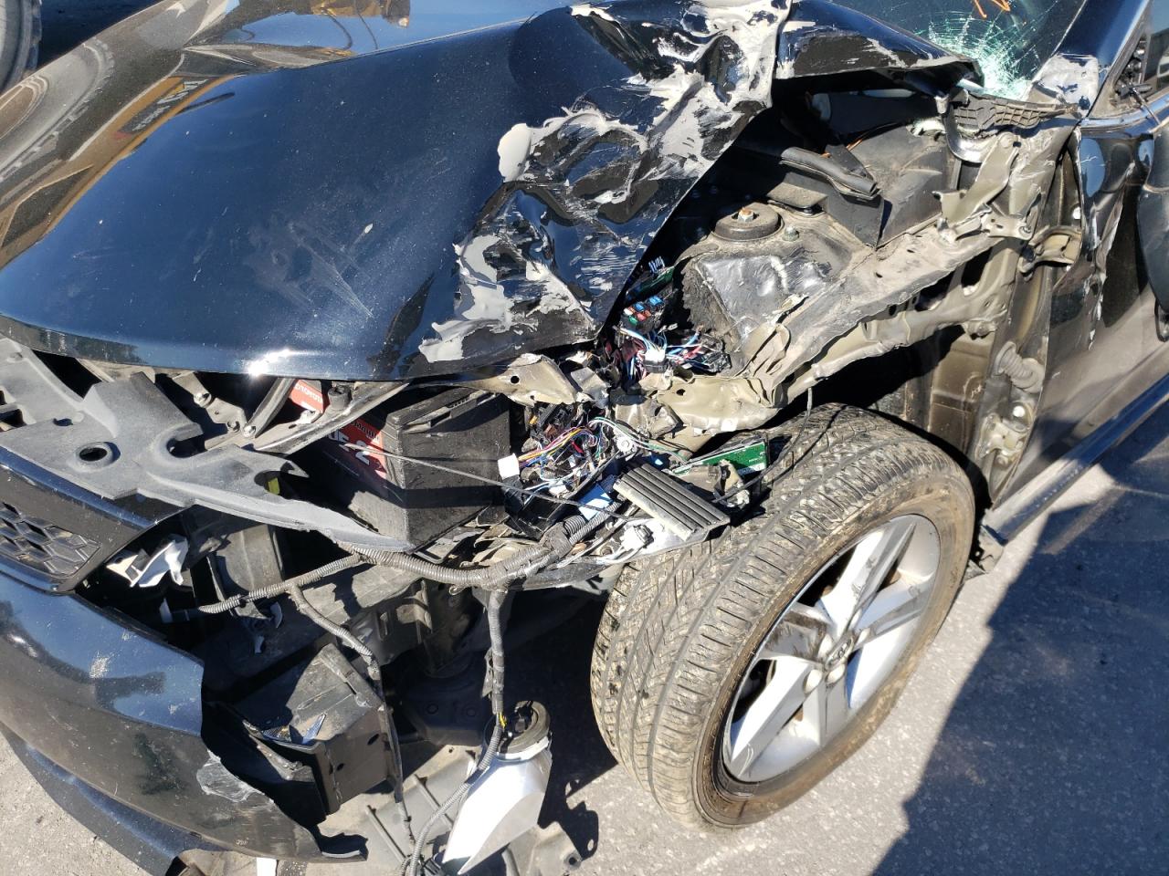 Photo 9 from auction – 2014 TOYOTA CAMRY L with VIN 4T1BF1FK6EU385646