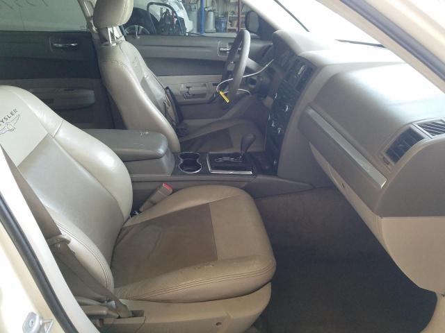 Photo 5 from auction – 2008 CHRYSLER 300 LX with VIN 2C3KA43R98H242238