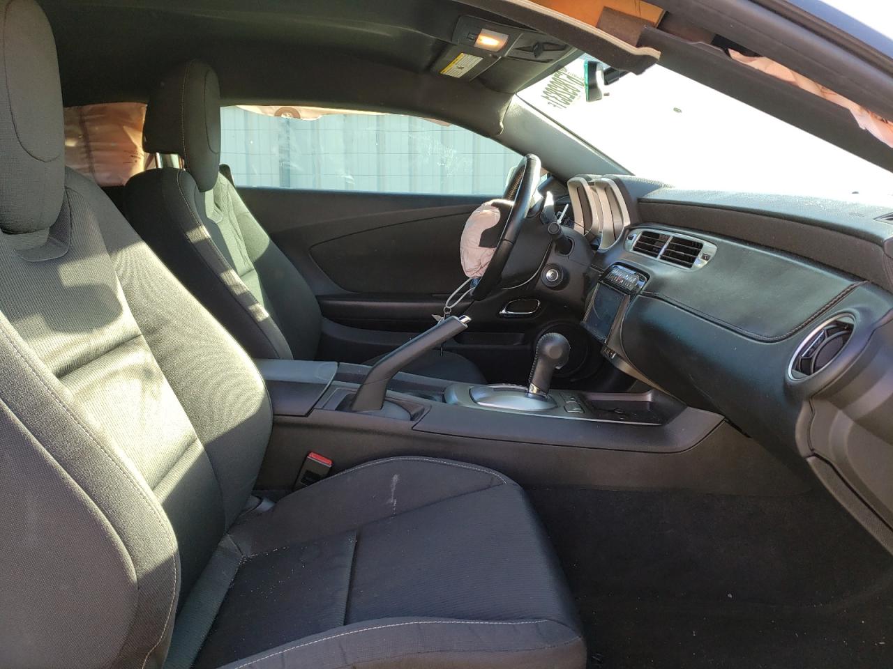 Photo 5 from auction – 2015 CHEVROLET CAMARO LT with VIN 2G1FD1E34F9291052